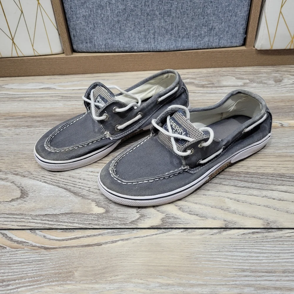 Sperry Halyard 2-Eye canvas boat shoes Boys Size 3 M Gray
